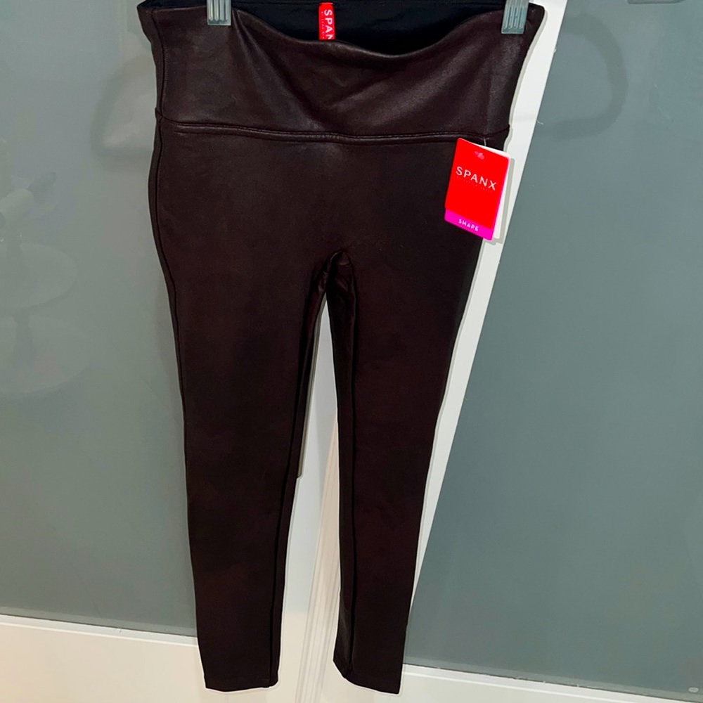 NWT SPANX. Faux Leather Leggings That Flatter. Color-Burgundy. Size XS.